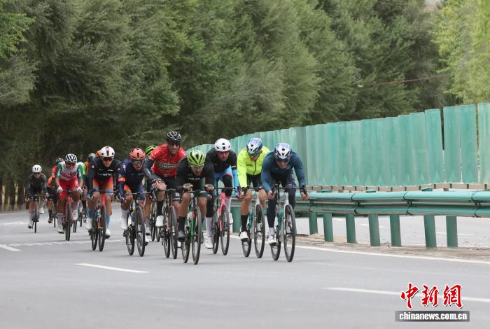 电竞热点：2024年热门赛事分析 - 九游下载ruilongmu
